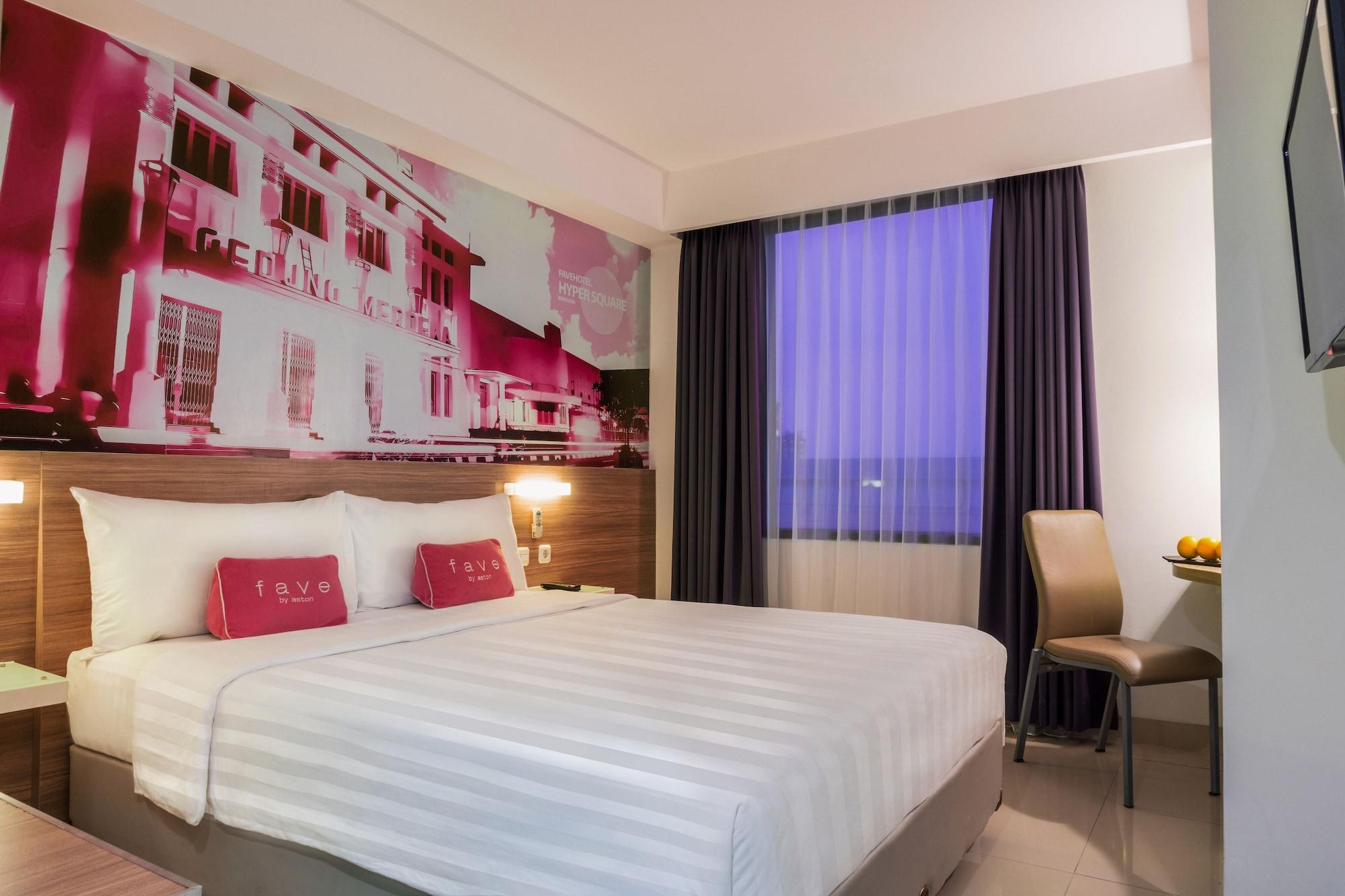 เฟฟโฮเต็ล ไฮเปอร์ สแควร์ Hotel บันดุง ภายนอก รูปภาพ