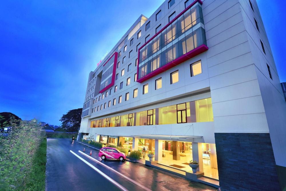 เฟฟโฮเต็ล ไฮเปอร์ สแควร์ Hotel บันดุง ภายนอก รูปภาพ