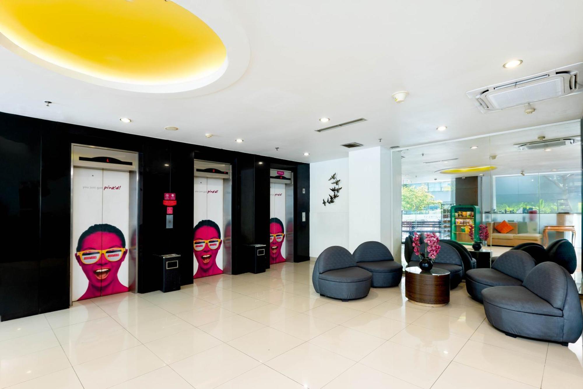 เฟฟโฮเต็ล ไฮเปอร์ สแควร์ Hotel บันดุง ภายนอก รูปภาพ