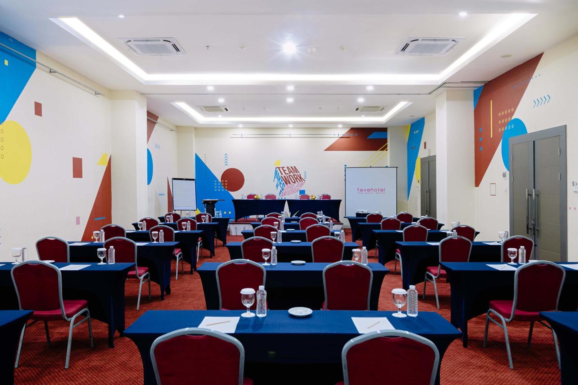 เฟฟโฮเต็ล ไฮเปอร์ สแควร์ Hotel บันดุง ภายนอก รูปภาพ