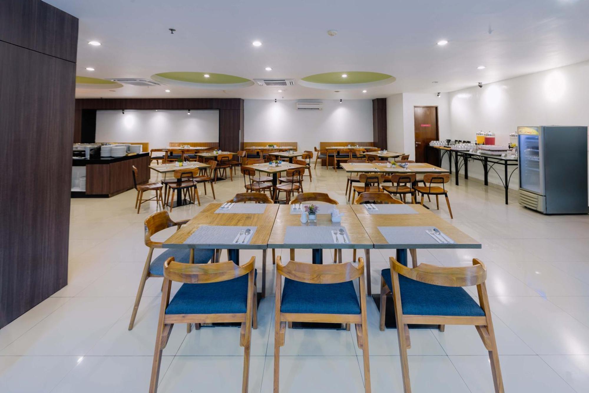 เฟฟโฮเต็ล ไฮเปอร์ สแควร์ Hotel บันดุง ภายนอก รูปภาพ