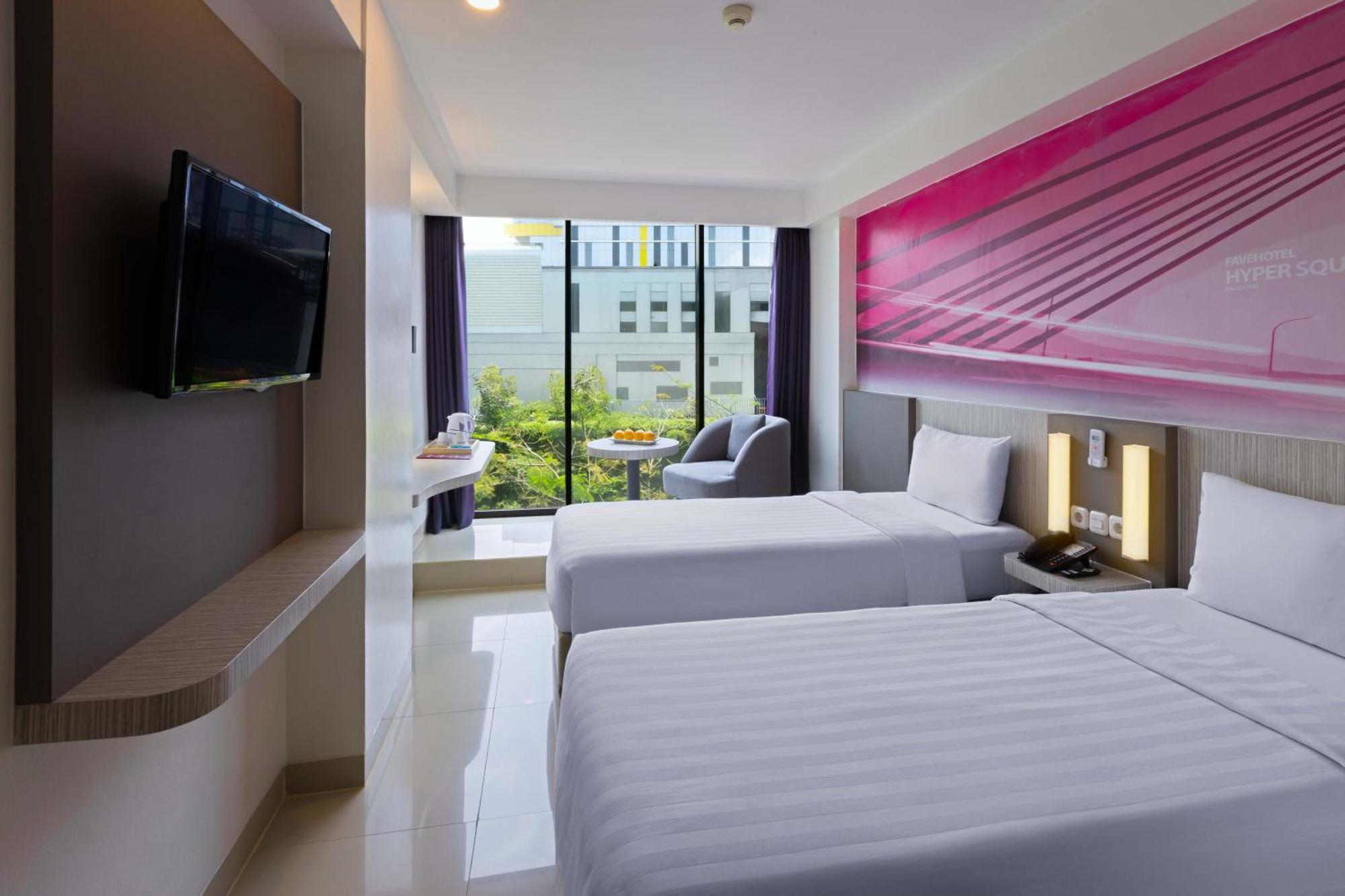 เฟฟโฮเต็ล ไฮเปอร์ สแควร์ Hotel บันดุง ภายนอก รูปภาพ