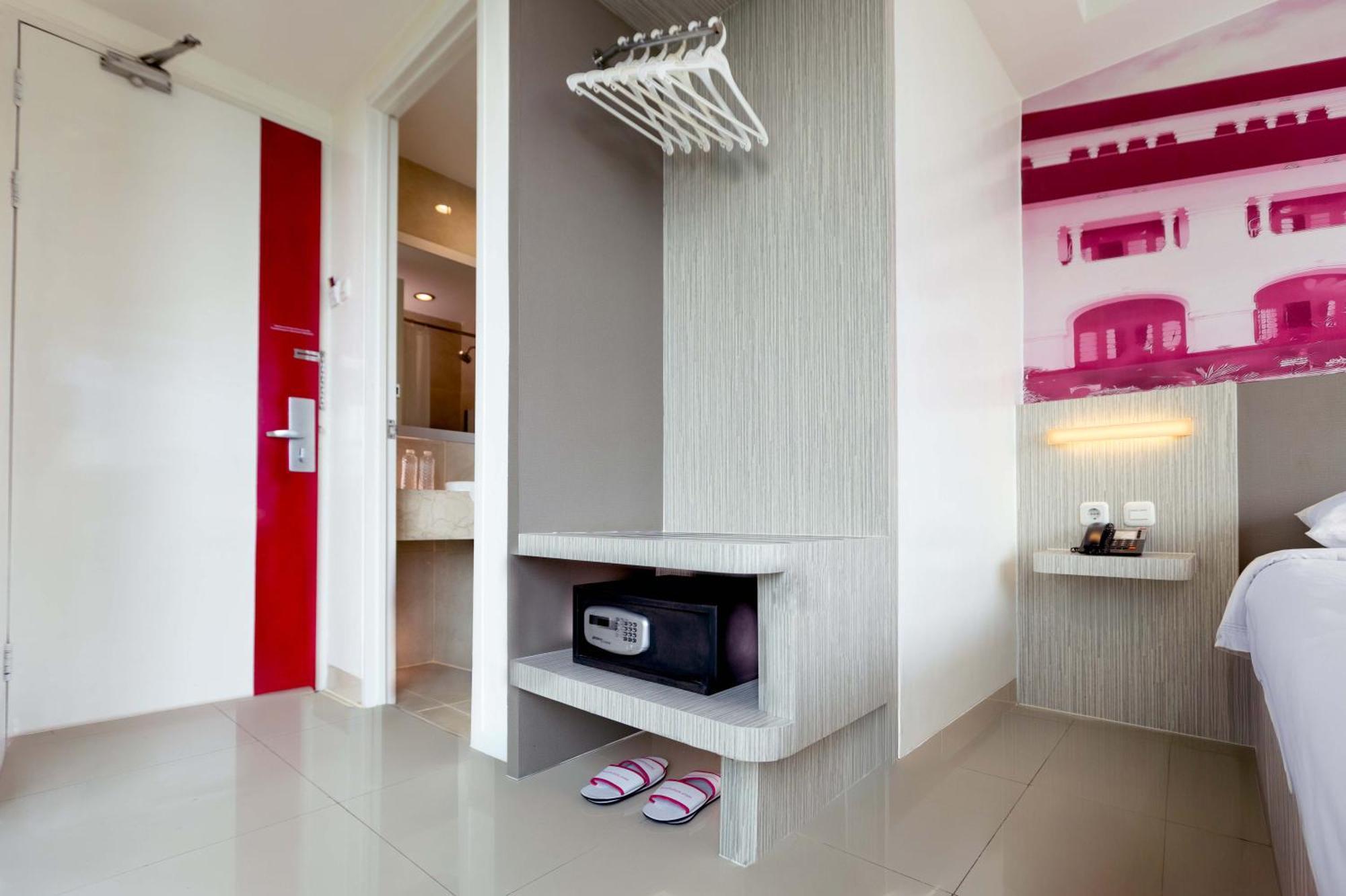 เฟฟโฮเต็ล ไฮเปอร์ สแควร์ Hotel บันดุง ภายนอก รูปภาพ