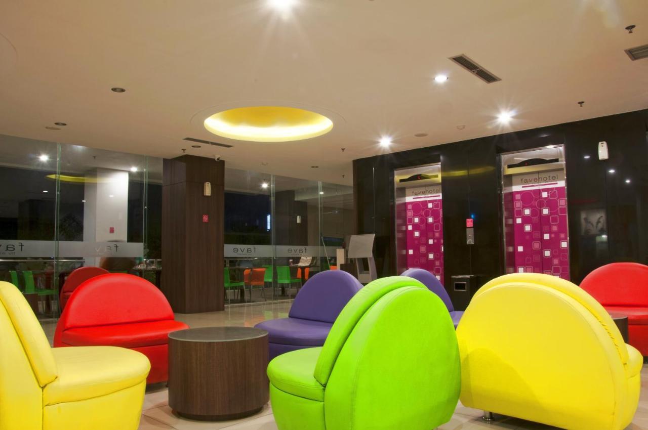 เฟฟโฮเต็ล ไฮเปอร์ สแควร์ Hotel บันดุง ภายนอก รูปภาพ