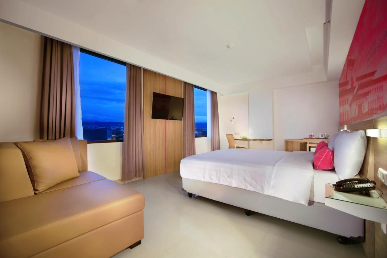 เฟฟโฮเต็ล ไฮเปอร์ สแควร์ Hotel บันดุง ภายนอก รูปภาพ